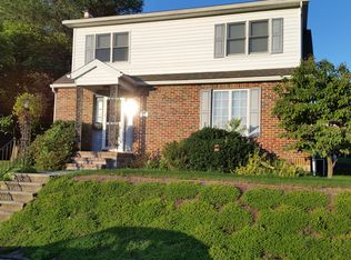 251 N 11th St, Lehighton, PA 18235