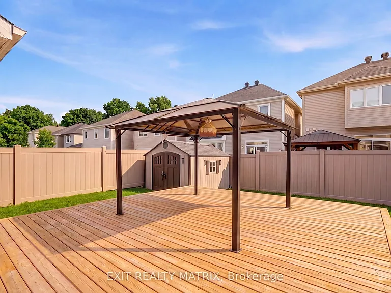 194 Flowing Creek Cir — Photo 26