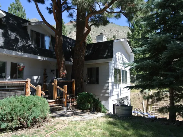 11702 Twin Lakes Rd, Bridgeport, CA 93517