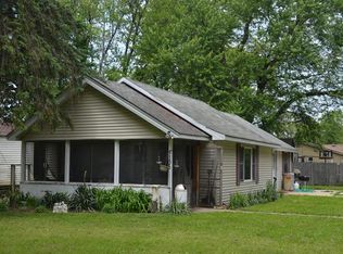 1135 Dawes St, Aurora, IL 60506