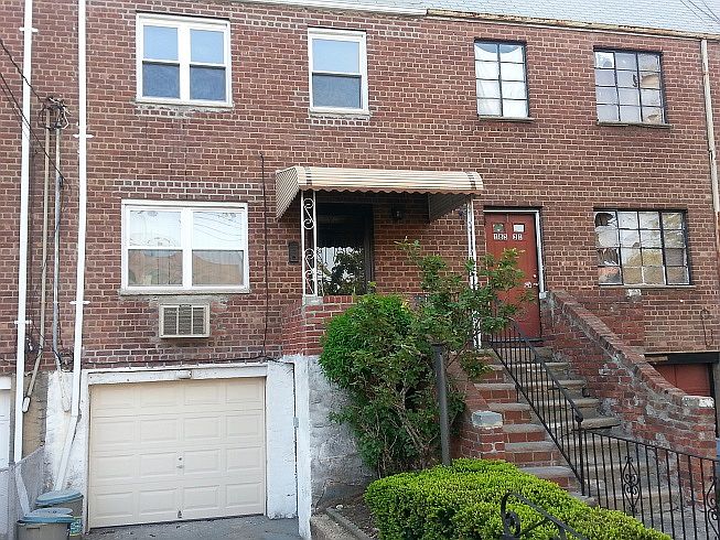 1st image of 18329 Henderson Ave