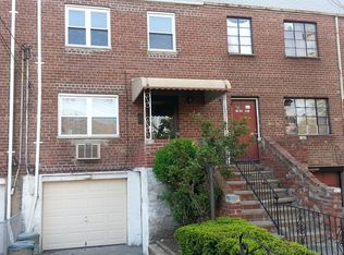 18329 Henderson Ave, Hollis, NY 11423