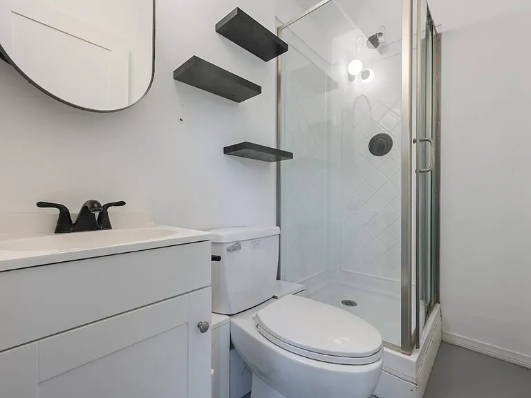 6831 Wexford Pl — Photo 35