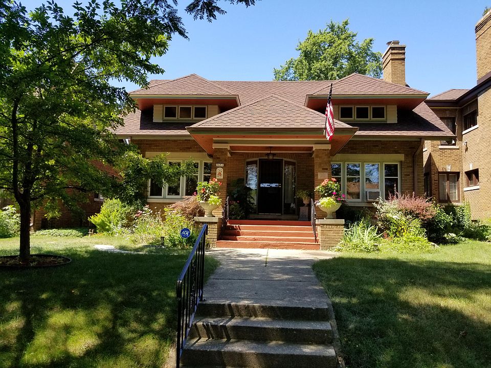 1st image of 2651 N Grant Blvd