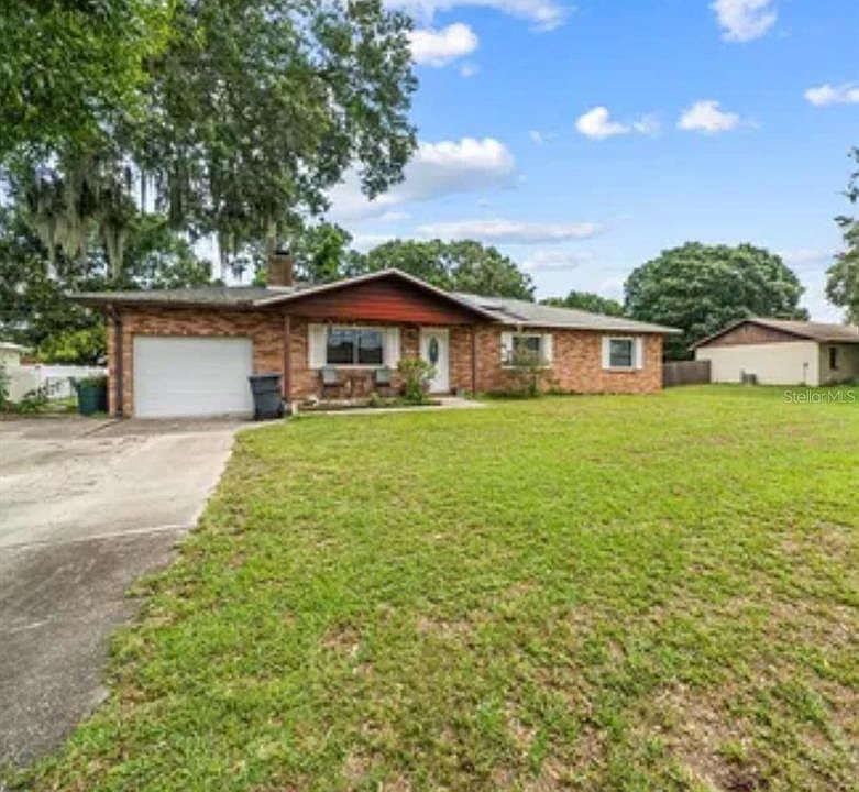 1st image of 215 CONNIE LEE COURT