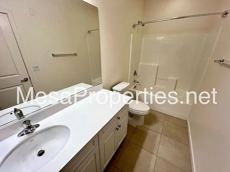 4968 Arrow Hwy #F — Photo 16