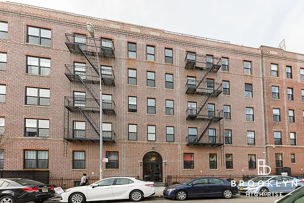 Rented by Brooklyn High Rise LLC | media 4