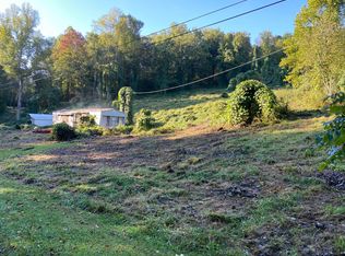 1615 Pond Lick Rd, Annville, KY 40402