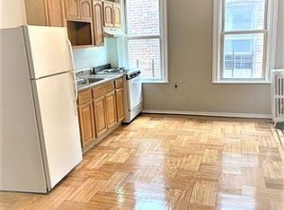 1039 Manor Ave #2R, Bronx, NY 10472