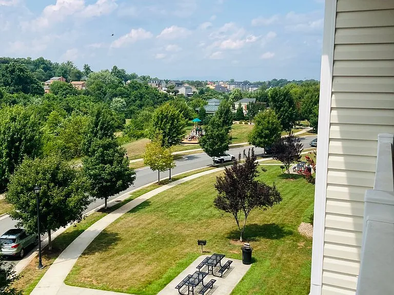 100 Capstone Dr #303 — Photo 1