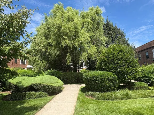 70-35a Park Drive East image 11 of 14