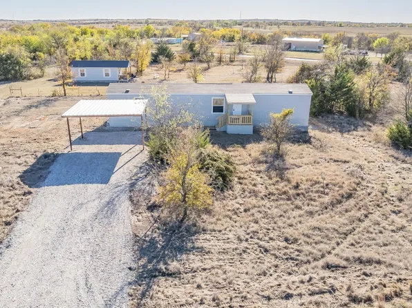 106 Pirtle Cir, Decatur, TX 76234