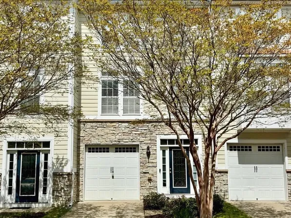 309 Monroe Point Dr, Colonial Beach, VA 22443