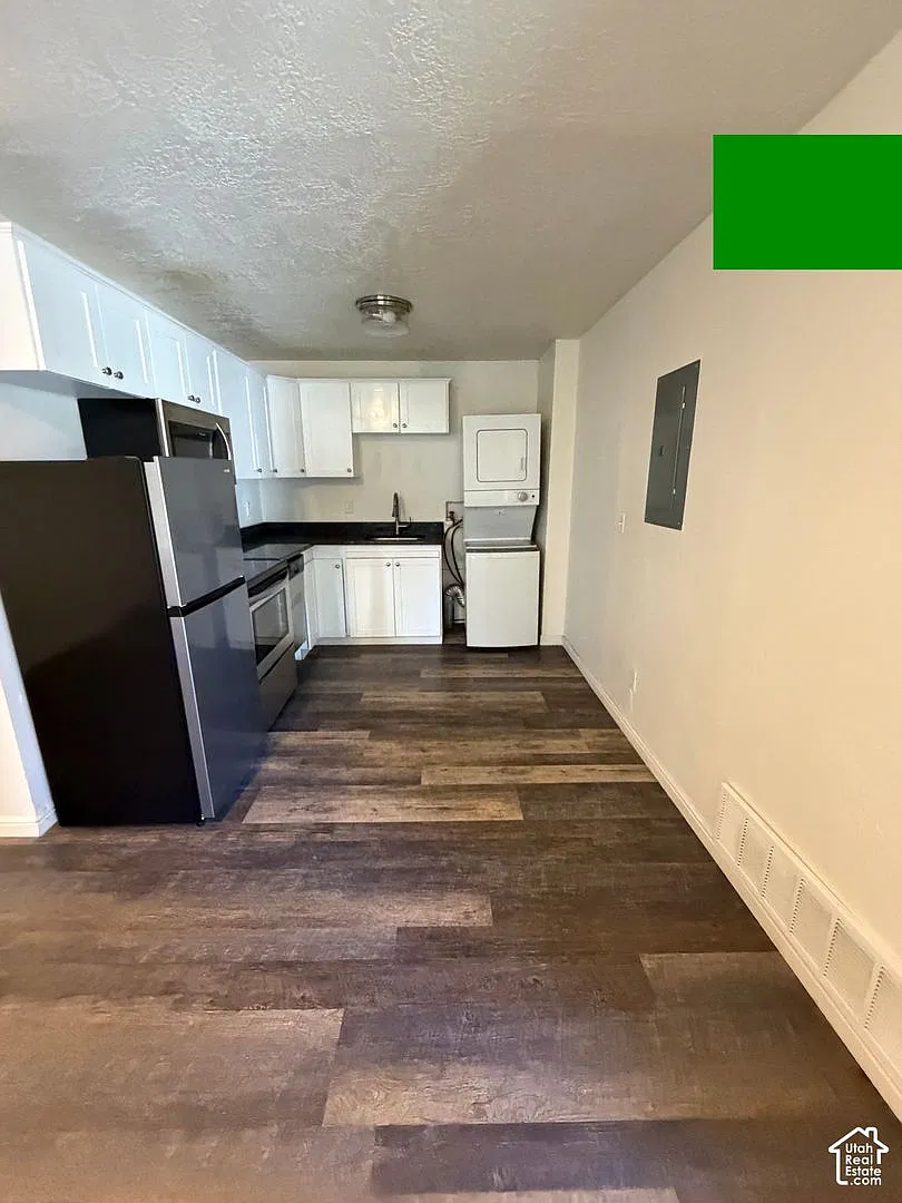 Modern Living in a Prime Salt Lake City Location — Photo 3