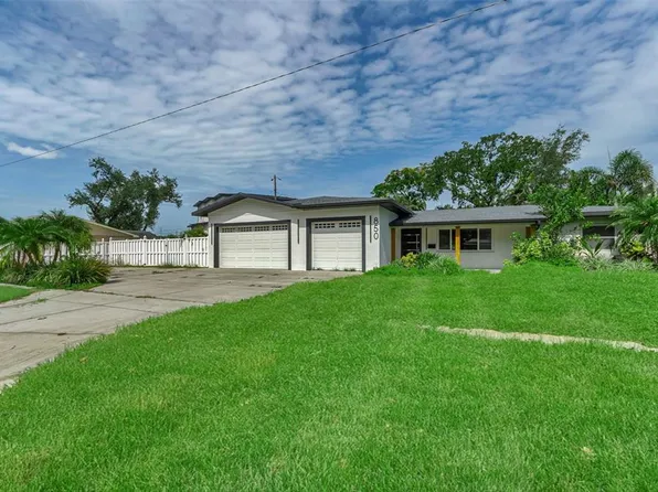 850 Rafael Blvd NE, Saint Petersburg, FL 33704