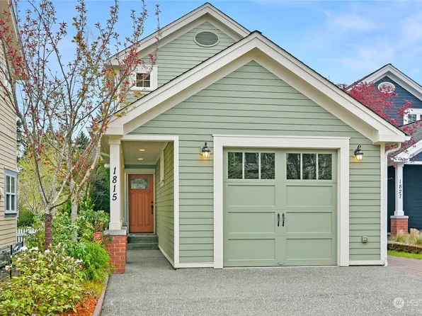 1815 Parade Grounds Avenue NE, Bainbridge Island, WA 98110