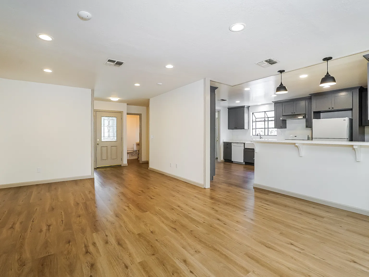 6500 Lockhurst Drive, West Hills, CA 91307 — Photo 2