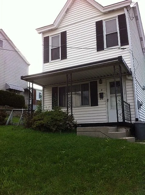 2 Augustine St photo 1