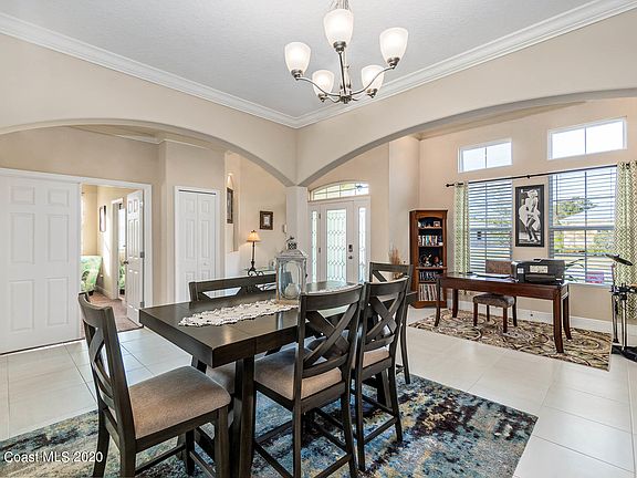 5th image of 2565 Saint Lucia Cir