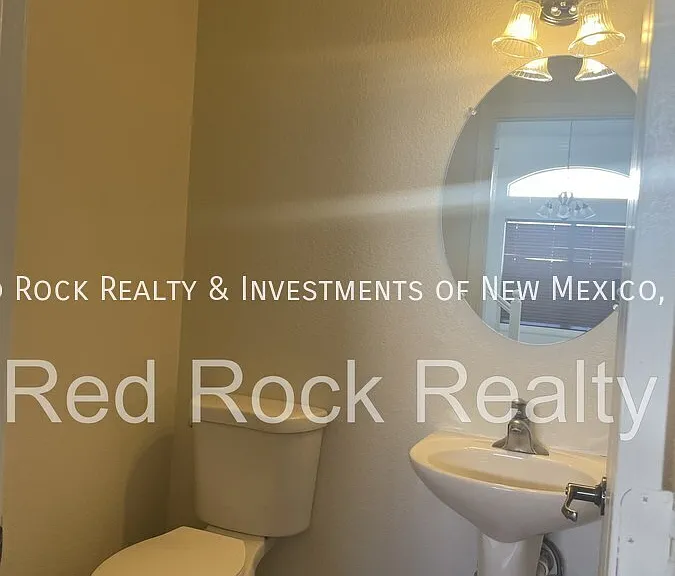 7204 Deer Canyon Ave NE — Photo 6