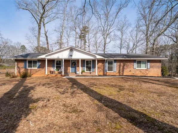 1162 Lanier Dr SW, Marietta, GA 30060