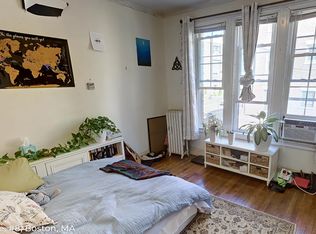 18 Glenville Ave APT 2, Allston, MA 02134