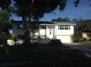 1206 Estatewood Dr, Brandon, FL 33510
