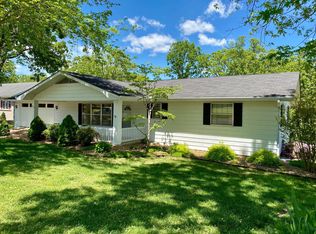 1913 Johns Dr, Mountain Home, AR 72653