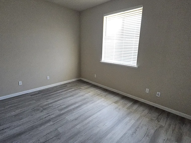 120 Springtime Cir — Photo 20