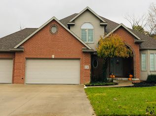 8145 Brookfield Cir, Findlay, OH 45840