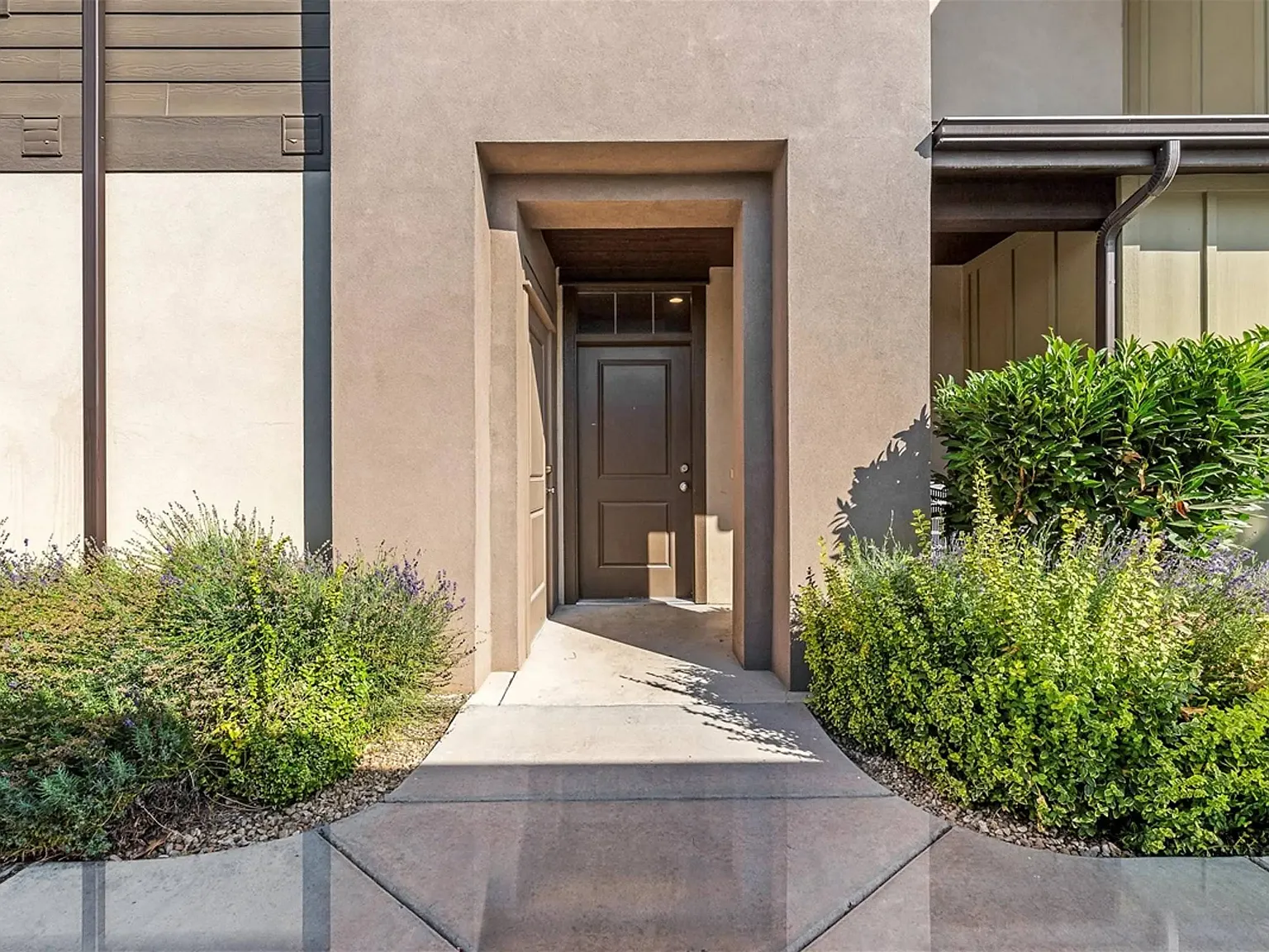 Linder Springs Townhomes — Photo 2