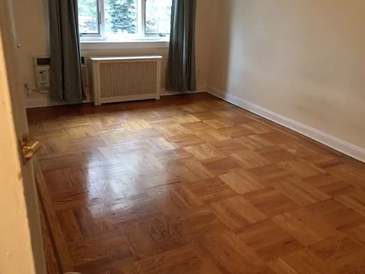 Rented by EZ Real Estate | media 2