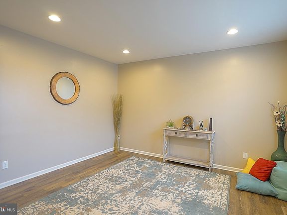 3rd image of 1600 Hudgins Farm Cir
