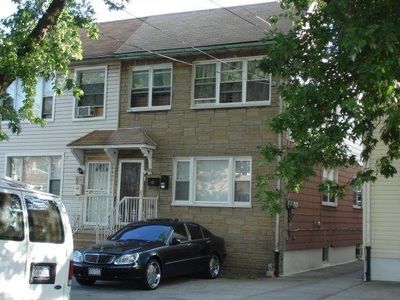 1386 E 98th St, Brooklyn, NY, 11236