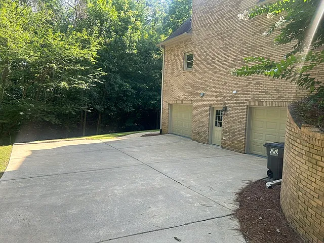 314 Greystone Glen Cir — Photo 22
