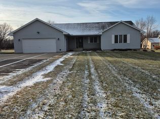410 Huseth St, Kenyon, MN 55946