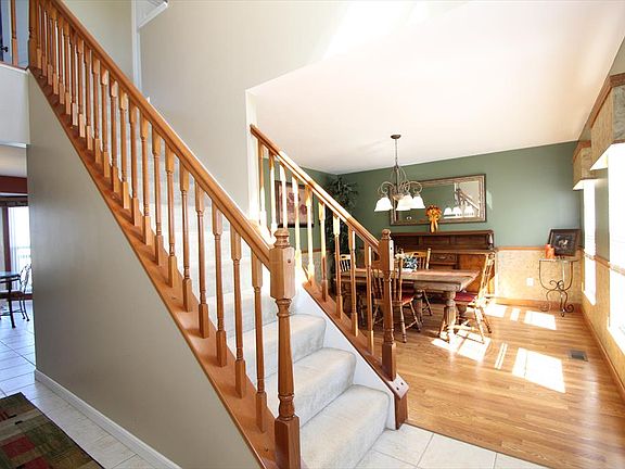 4th image of 7163 Ruwes Oak Dr