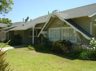 16920 Ballinger St, North Hills, CA 91343