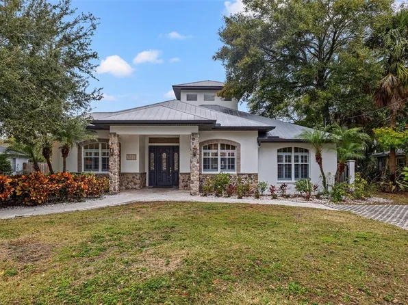 3903 W Angeles St, Tampa, FL 33629