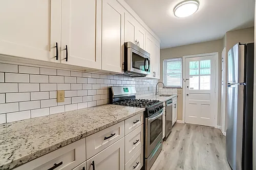 1457 Ashland Ave #C Photo 1