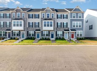 4936 Dunhaven Dr, Fredericksburg, VA 22407