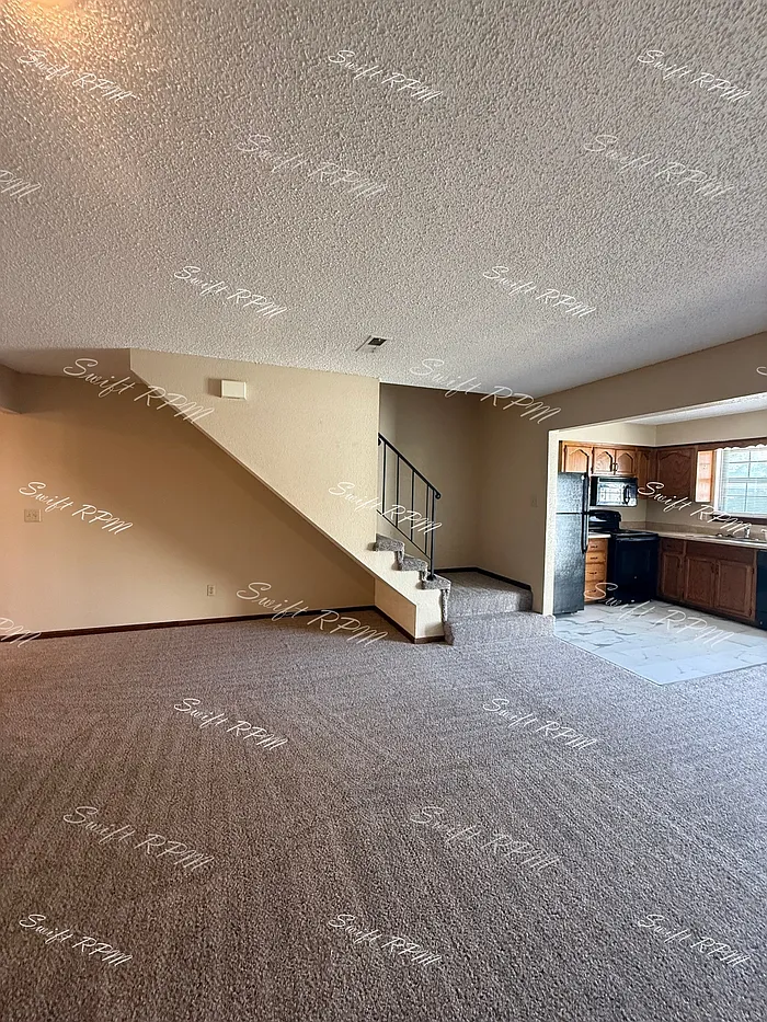 2 bed, 1.5 bath, $1,320 — Photo 3