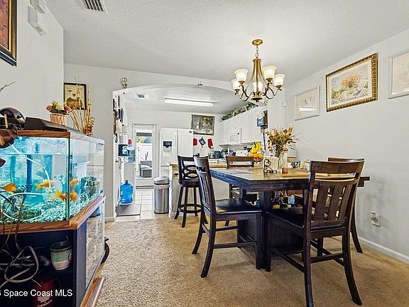 5th image of 1070 Luminary Cir APT 105