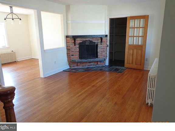 3rd image of 264 Washington Dr