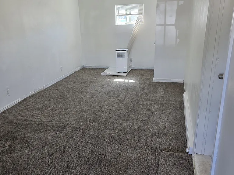 5041 S 4420 W — Photo 16