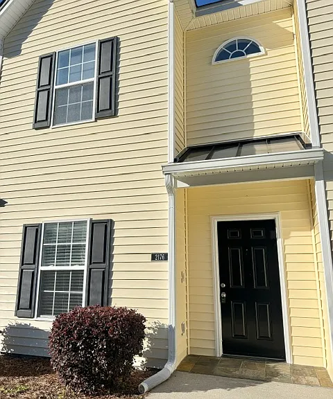 2176 Broad Dr — Photo 1