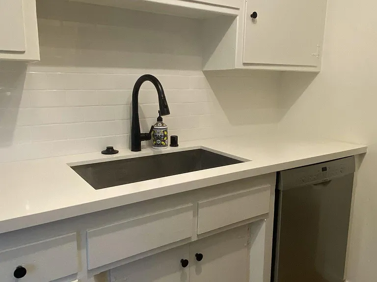 1241 Amherst Ave #8 — Photo 8