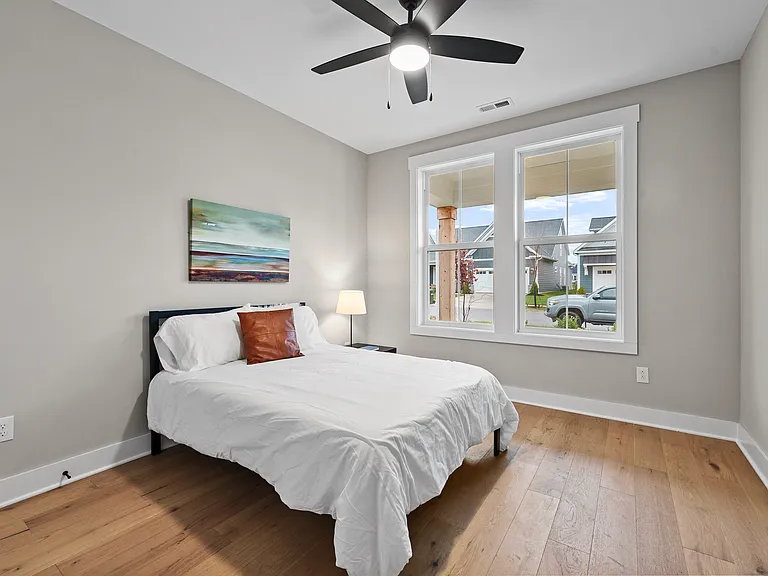 8866 Coe Dr — Photo 6