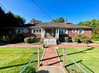 4624 New Harmony Rd #B, Evansville, IN 47720
