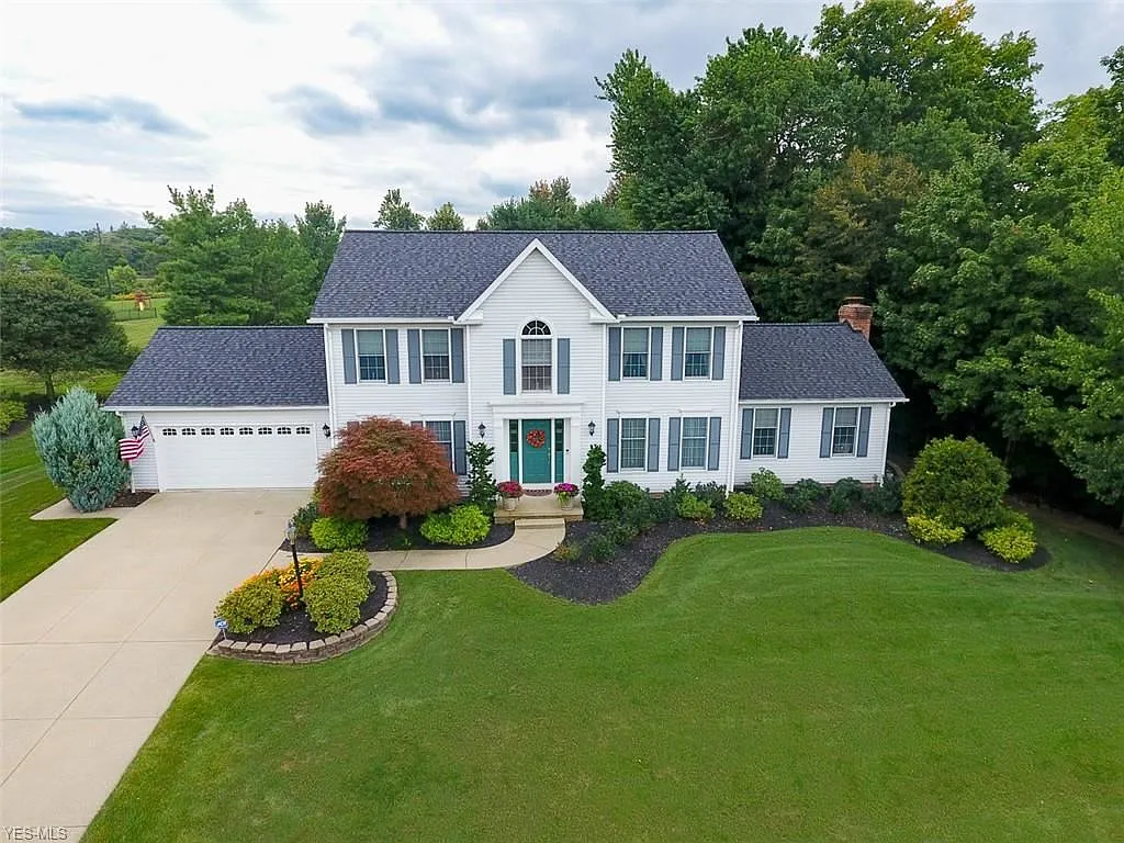 1010 Brandywine Dr photo 1